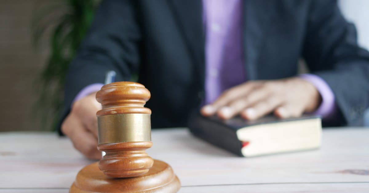 découvrez tout ce qu'il faut savoir sur la légalité du streaming : droits d'auteur, lois en vigueur et conseils pour regarder des contenus en ligne en toute légalité.