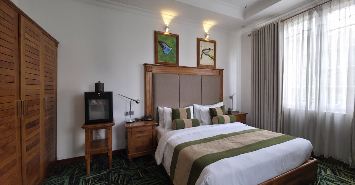 trouvez l'hébergement idéal pour votre séjour, que ce soit un hôtel, une chambre d'hôtes ou une location de vacances, avec des options adaptées à tous les budgets et préférences.