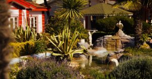 investissez dans un parc de résidences de loisirs pour profiter d'un rendement attractif et d'un cadre de vie agréable en pleine nature.