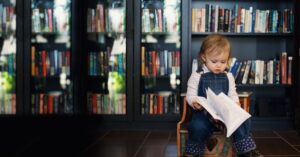 découvrez l'importance de l'alphabétisation précoce pour le développement des compétences en lecture et écriture chez les jeunes enfants.